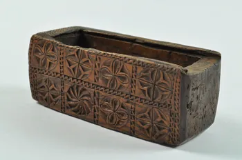 boîte à bijoux Auvergne, France 1884 1884.1.51  Photo Mucem