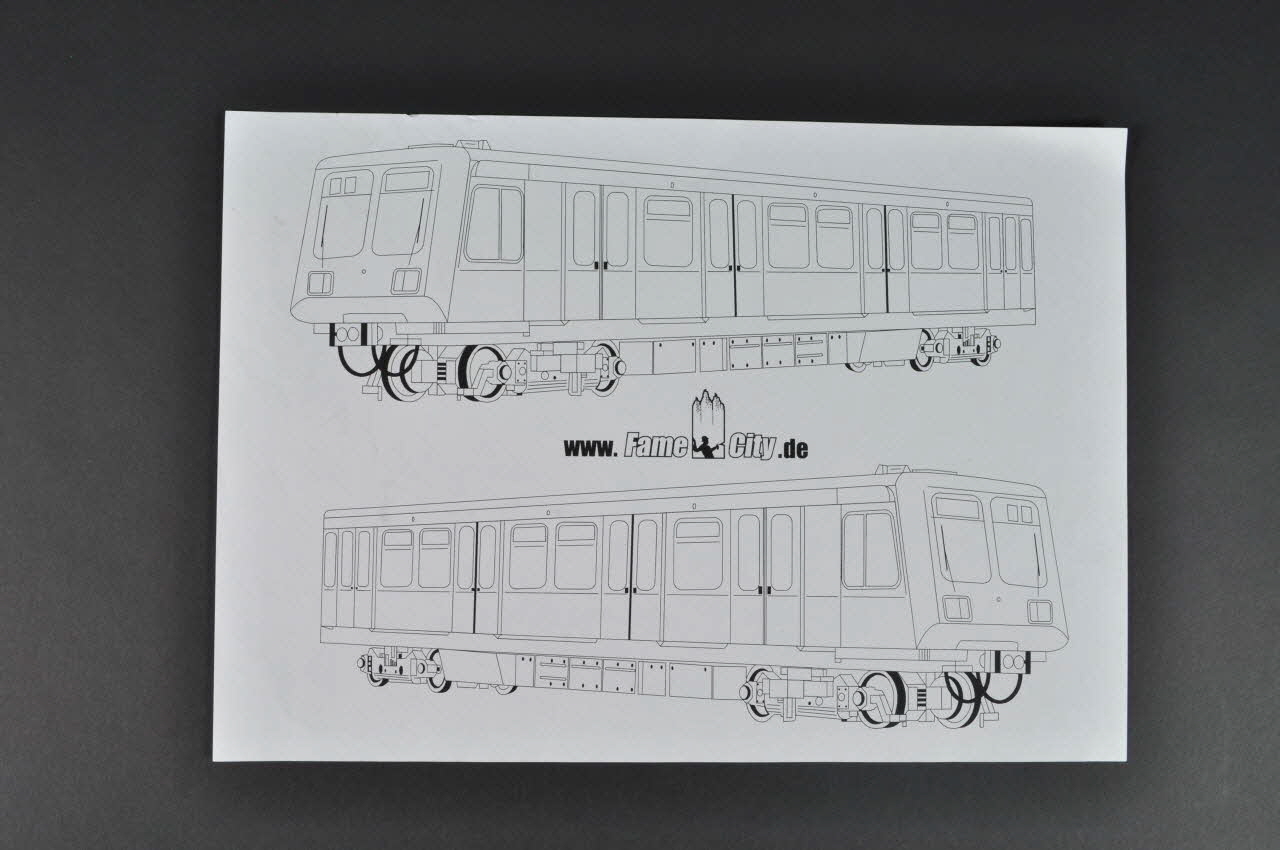 IMPRIME Modèle de train 2005 2012.25.1.1 Photo Mucem