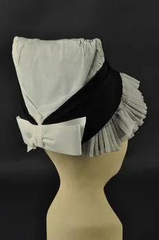 bonnet de grand deuil 1955.75.417  Photo Mucem