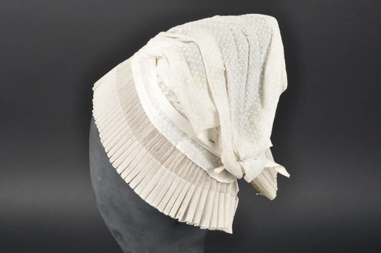 coiffe de demi-deuil 1955.75.425 Photo Mucem