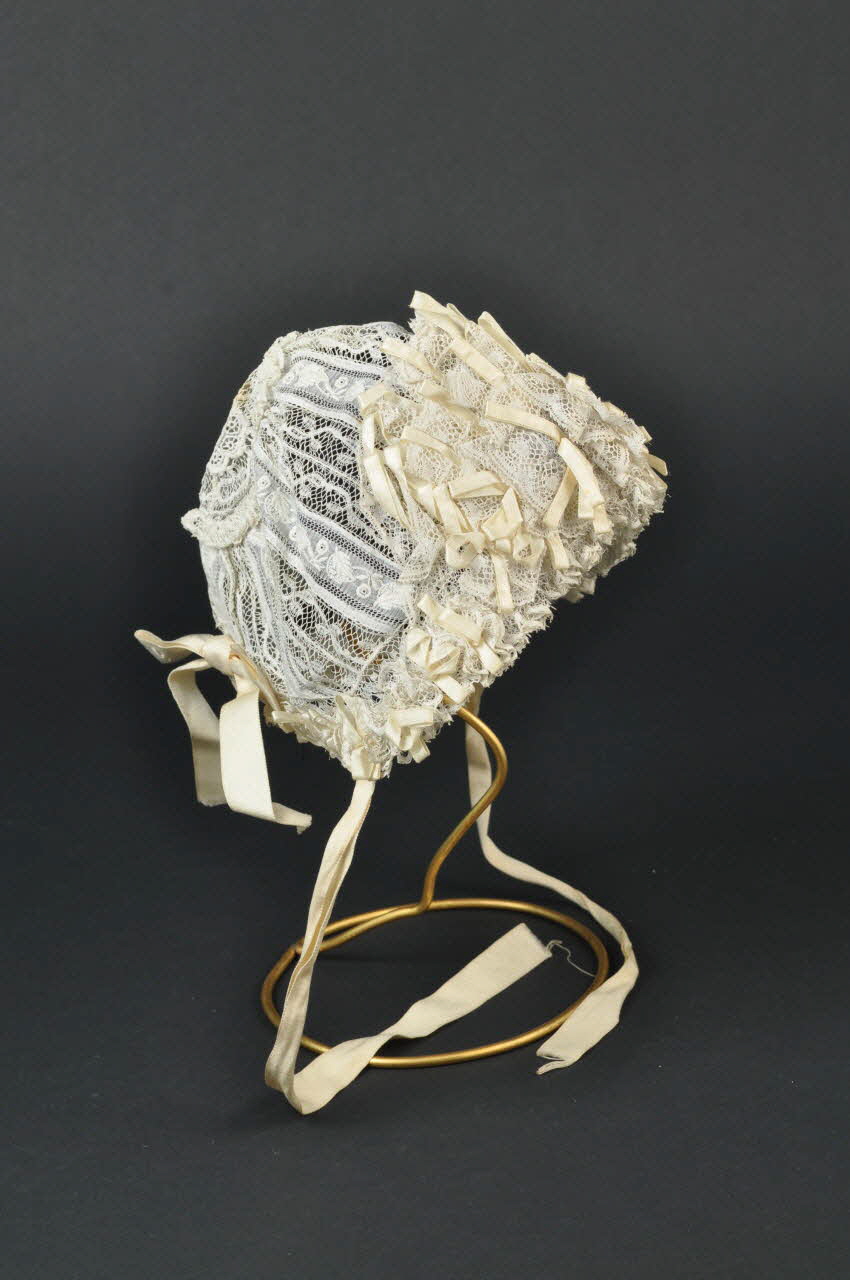 bonnet de baptême 1955.75.512 Photo Mucem