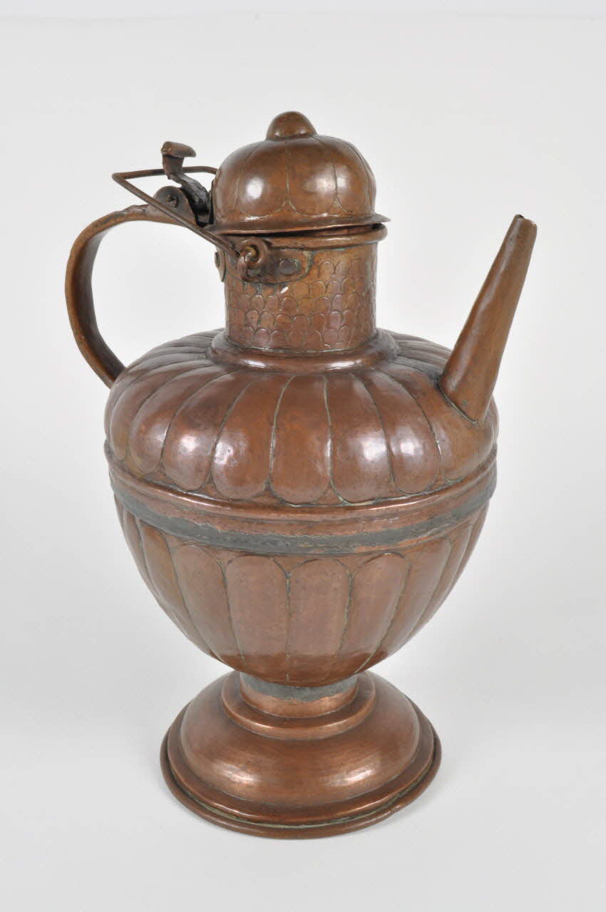 aiguière Pissai 1885.1.13 Photo Mucem