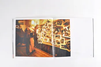 Olivier Touron livre "Les Soeurs de la Perpétuelle Indulgence", photos Olivier Touron, texte : Laurent Catherine France 2005 2007.12.1  Photo Mucem