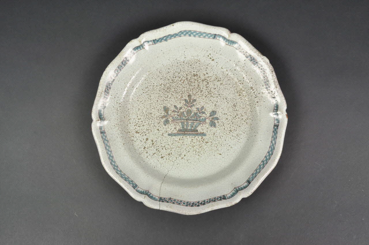 plat 1955.75.7 Photo Mucem