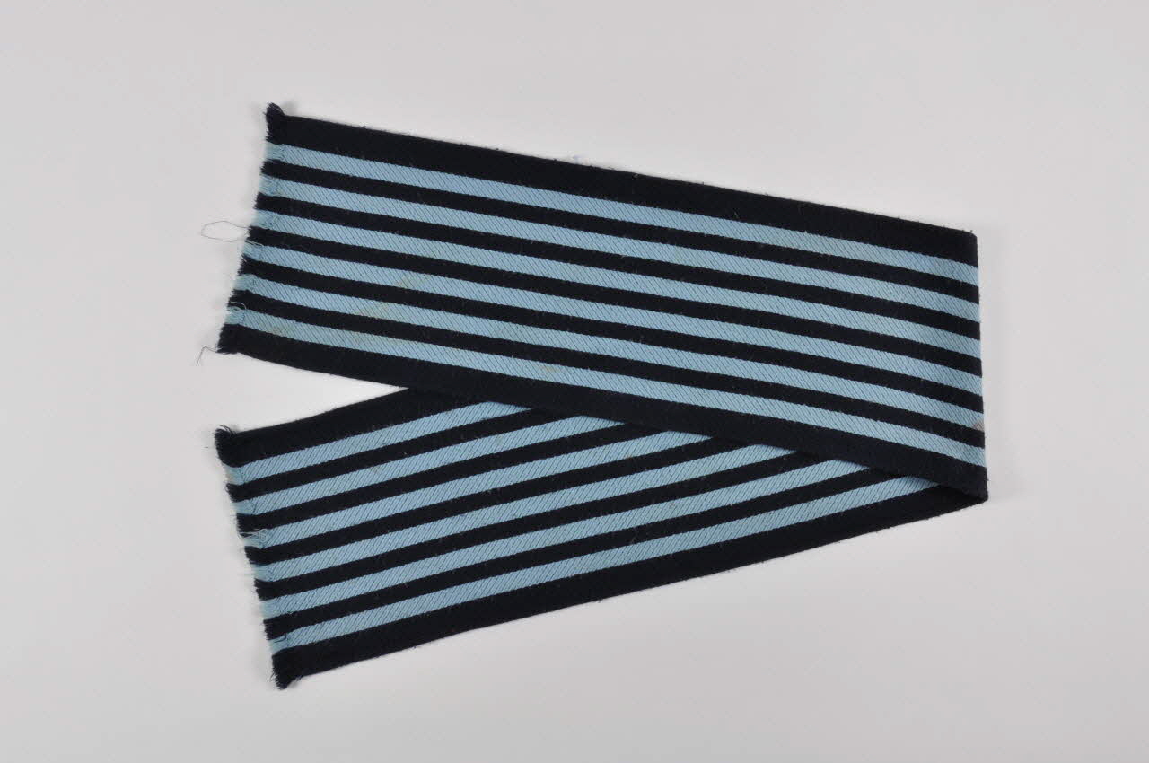 écharpe 1990 2007.142.5 Photo Mucem