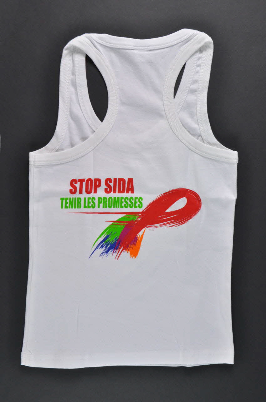 Action Sida Martinique Tee shirt Stop sida. Tenir les promesses France 2005 2007.16.6  Photo Mucem