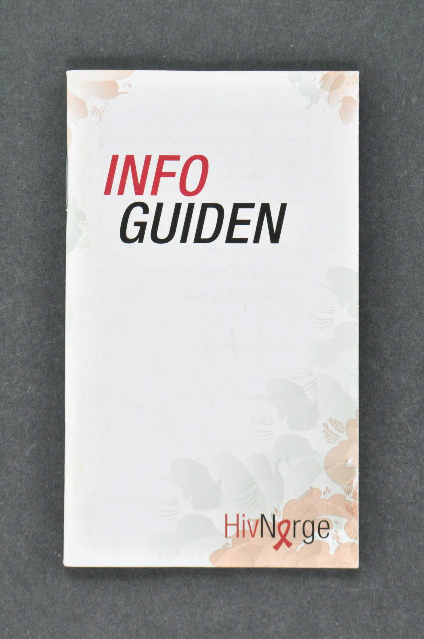 HIV Norge BROCHURE "Info Guiden" (Guide d'informatons utiles, bilingue norvégien anglais) Norvège 2005 2007.18.7 Photo Mucem
