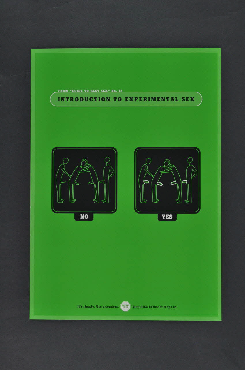 All-Ukrainian Network Of PLWH / Aids Foundation affiche "Introduction to experimental sex" /  "It"s simple. Use a condom. Stop AIDS before it stops us" (Introduction au sexe expérimental / C'est simple. Utilisez un préservatif. Arrêtez le sida avant qu'il nous arrête) Ukraine 2005 2007.26.3 Photo Mucem