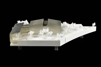 François Deslaugiers maquette d'architecture Maquette du concours d'architecture pour le Centre de Conservation du Mucem France 2004 2017.42.13.1.1-2 Photo Mucem