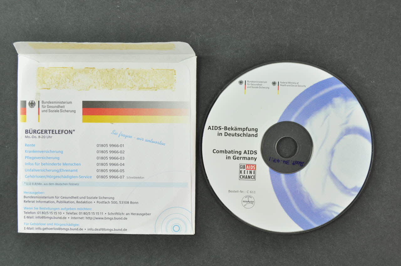 Bundesministerium FüR Gesundheit Und Soziale DVD Combating AIDS in Germany. Gib AIDS keine Chance. Allemagne 2004 2007.34.47.1-2 Photo Mucem