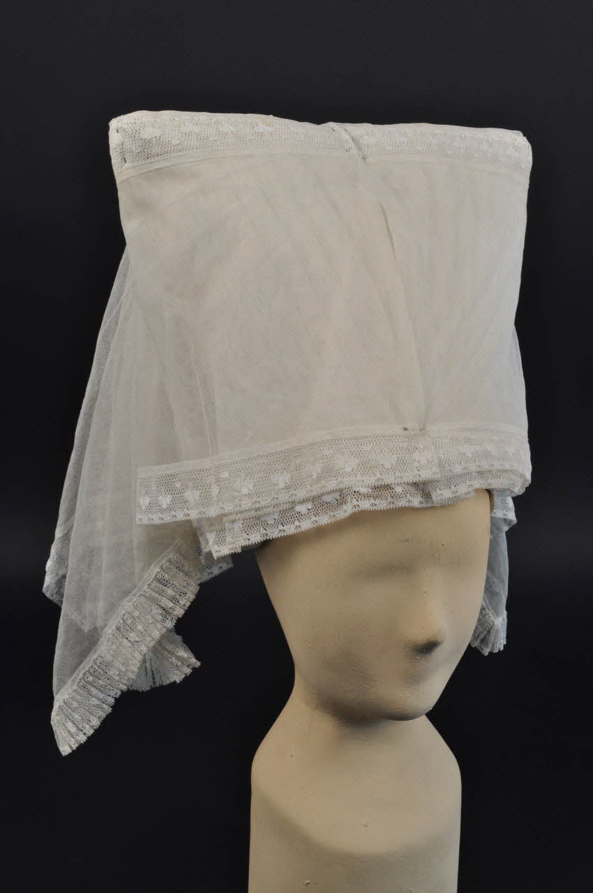 coiffe de fête Grisette 1955.75.917 Photo Mucem