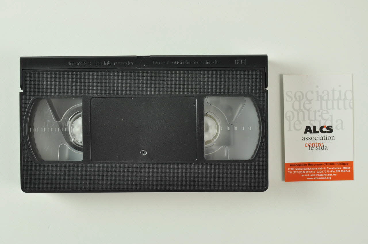 cassette vidéo "Un loup, le loup, un loup, le loup a mordu dans ma vie" 2007.36.31.1-2 Photo Mucem