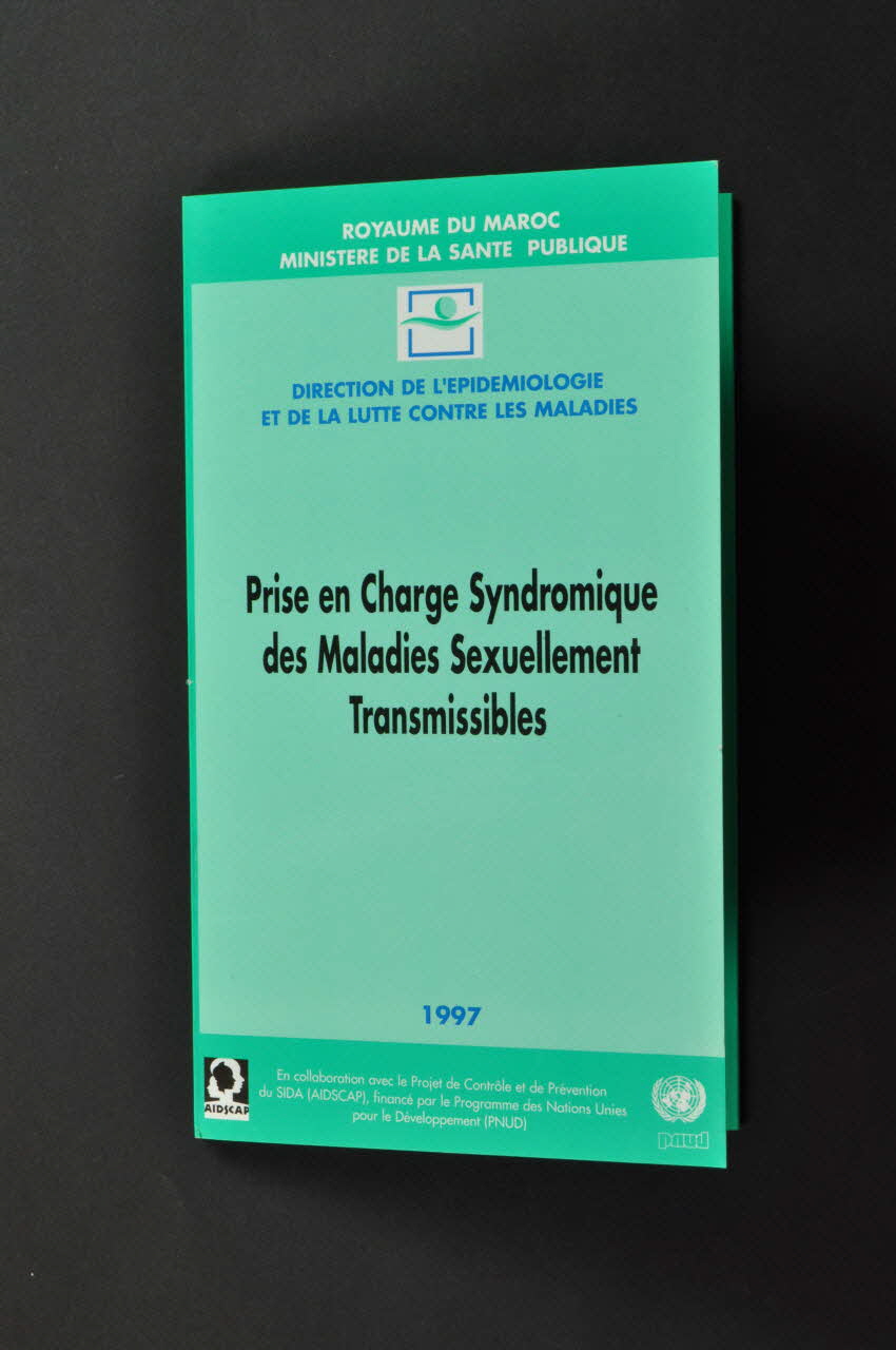 Ministère De La Santé Publique, Direction De Dépliant Prise en charge syndromique des maladies sexuellement transmissibles Maroc 1997 2007.38.13 Photo Mucem