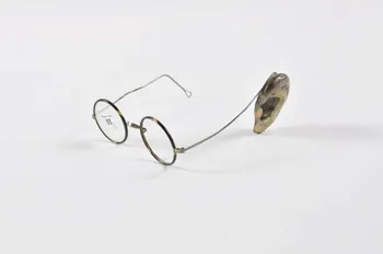 paire de lunettes 2007.47.6.5 Photo Mucem