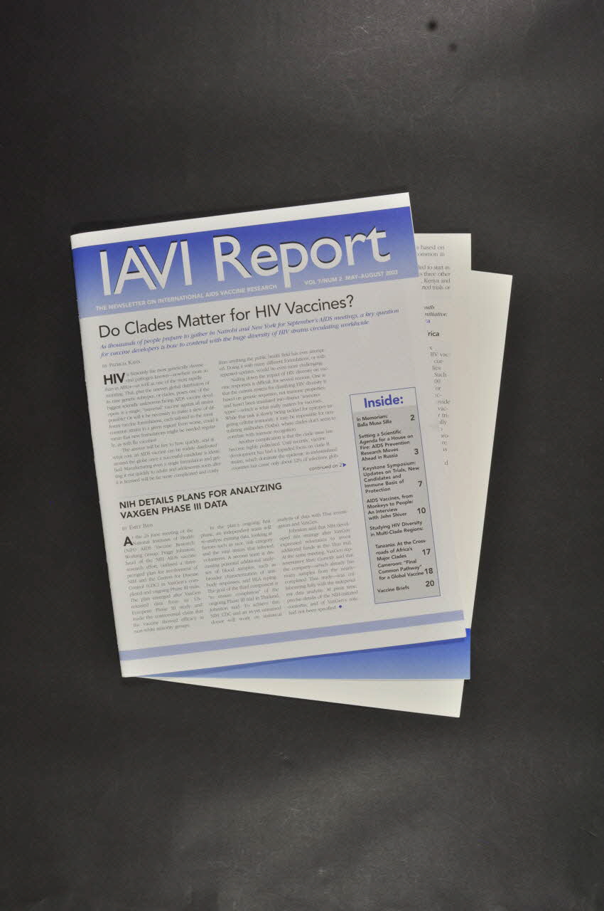 International Aids Vaccine Research revue IAVI Report International 2003 2007.66.154.1-3 Photo Mucem