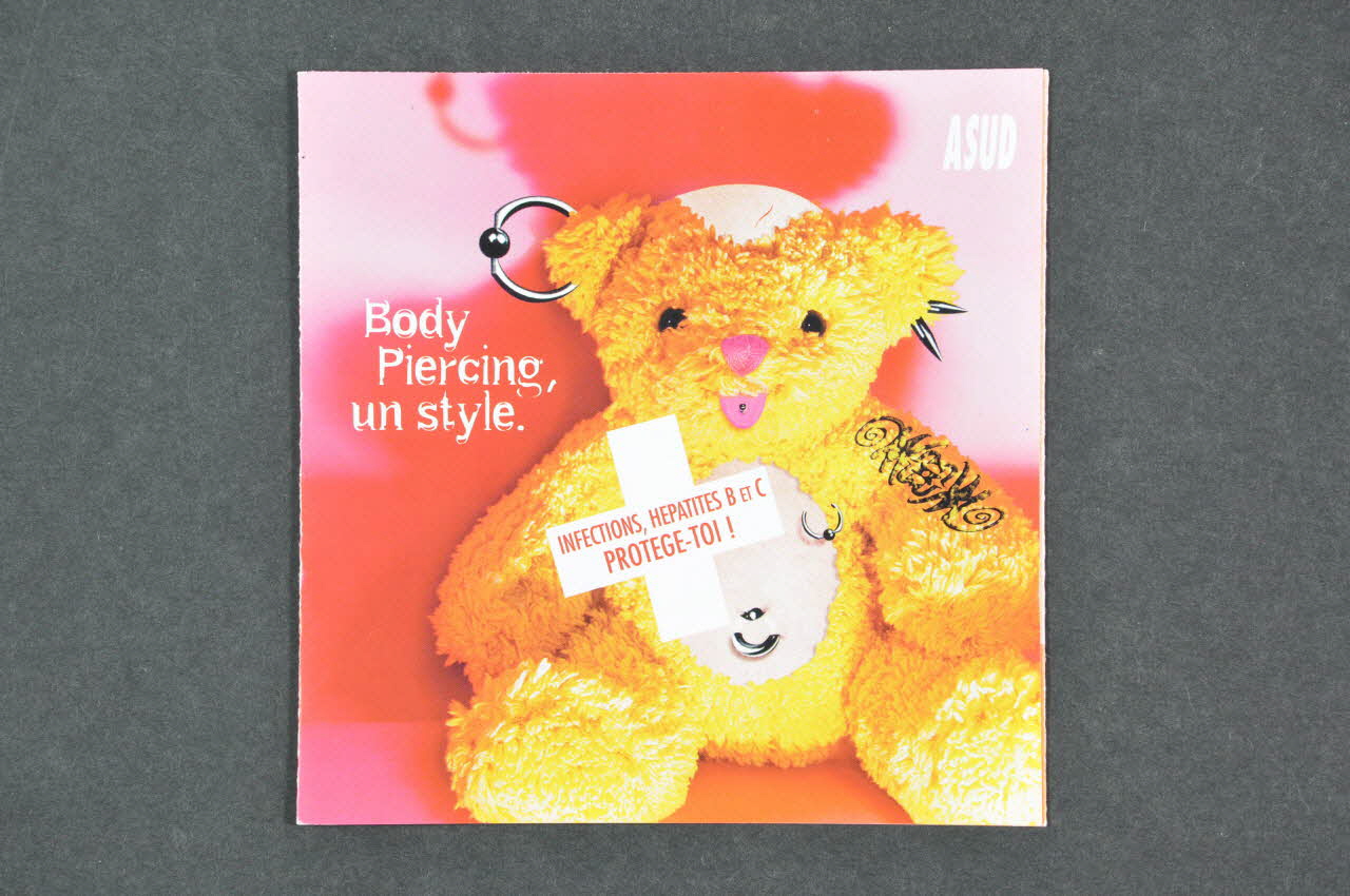 Dépliant "Body Piercing un style" 2007.68.6 Photo Mucem
