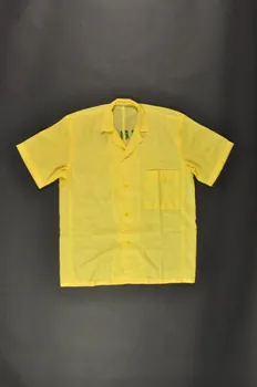 chemise "Contre le sida, fais ton choix. Abstinence, fidélité, capote" 2007.72.10 Photo Mucem