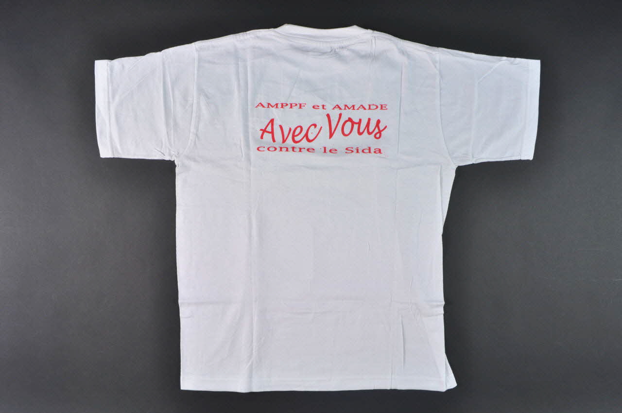 Tee shirt "Avec vous contre le sida" 2007.72.12 Photo Mucem