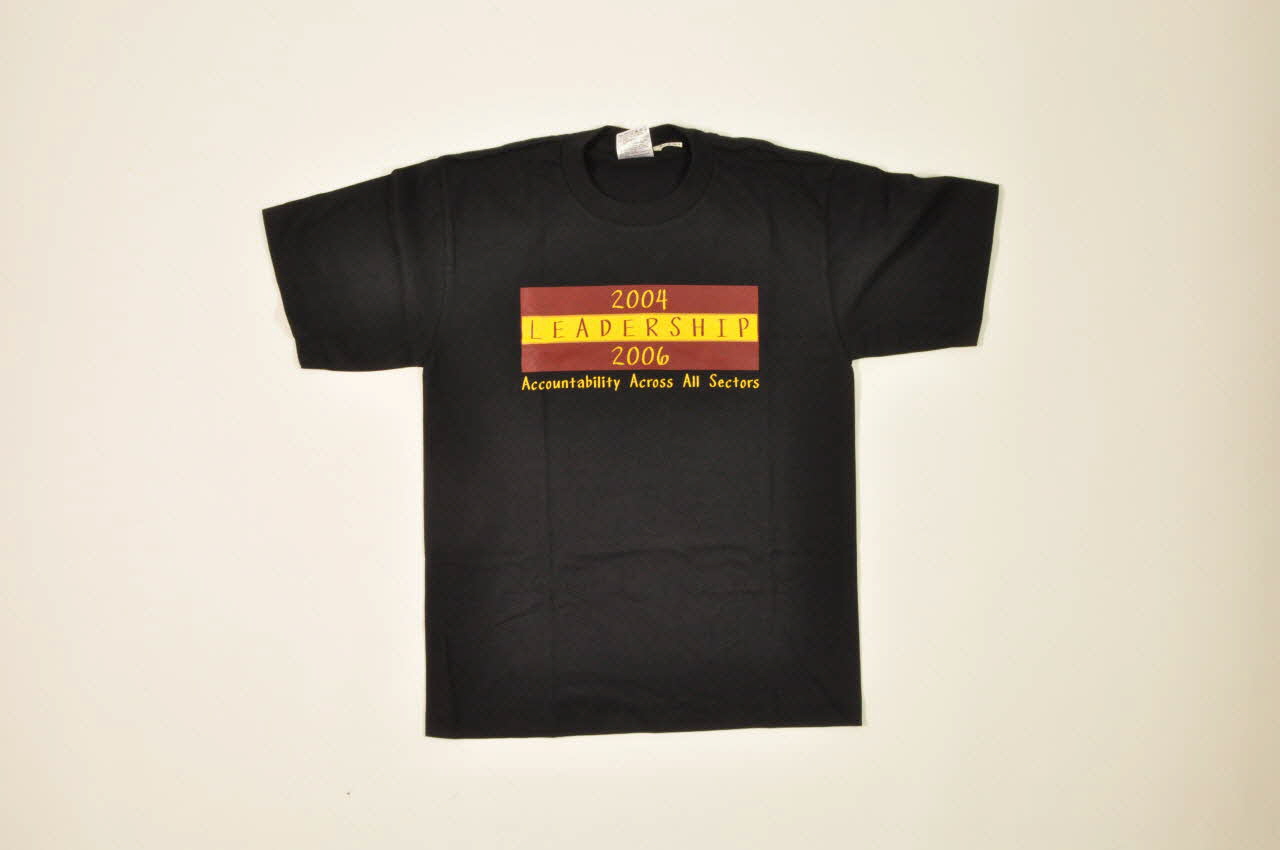 Conférence Internationale Du Sida Tee shirt " 2004 Leadership 2006" International 2004 2007.72.30 Photo Mucem