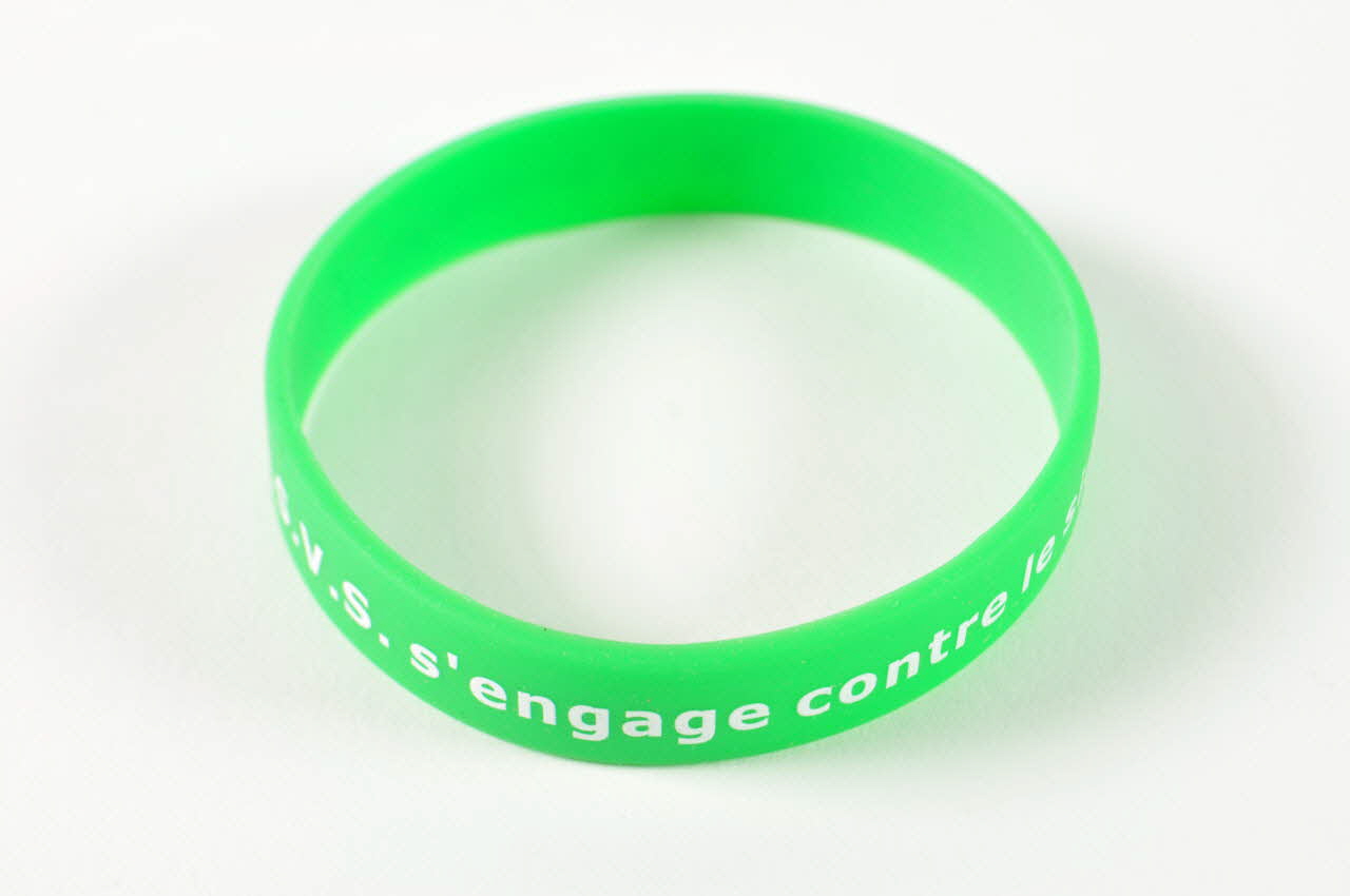 Communauté D'agglomération Sénart Val De Seine 6 bracelet "J'aime la vie, je la protège" France 2007 2007.73.2.1 Photo Mucem