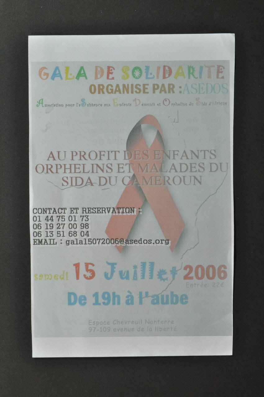flyer "Gala de solidarité au profit des enfants orphelins et malades du sida du Cameroun" France 2006 2007.77.133 Photo Mucem