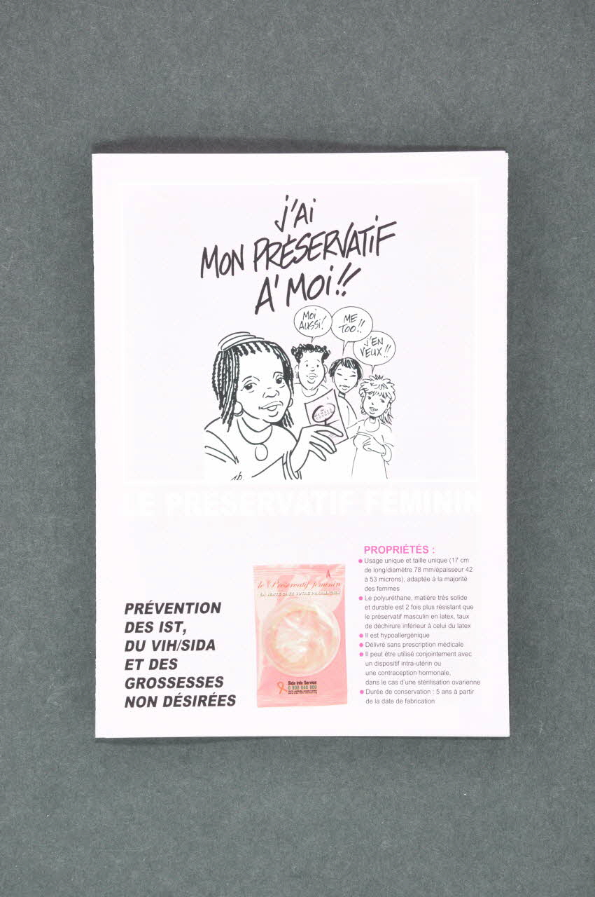 Sida Info Service / INPES Dépliant "J'ai mon préservatif à moi !! " France 2005/9 2007.77.217 Photo Mucem