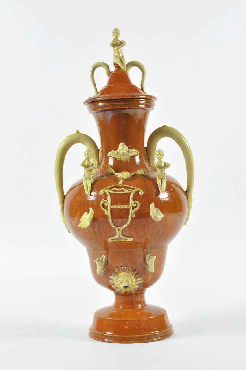 fontaine de propreté Provence-Alpes-Côte d'Azur, France 1938 1938.12.25.1-2 Photo Mucem