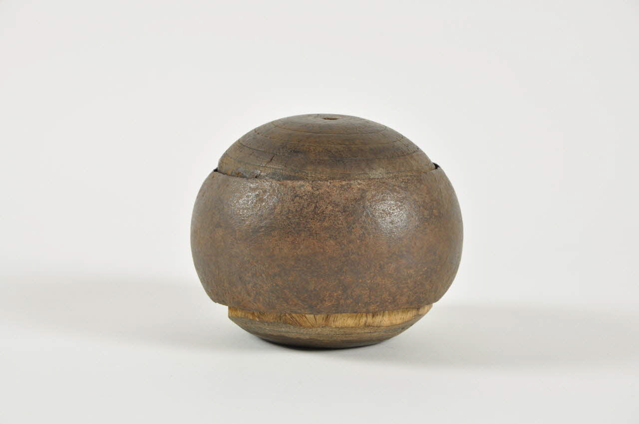 boule de fort 1938.143.1.1-2 Photo Mucem