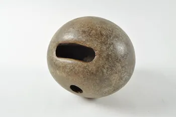boule du jeu de quilles 1957.72.40 Photo Mucem