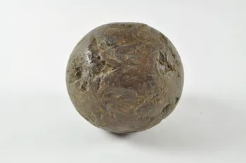 boule du jeu de quilles 1957.72.44 Photo Mucem