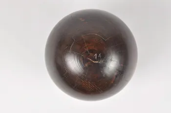 boule du jeu de quilles 1957.72.6 Photo Mucem