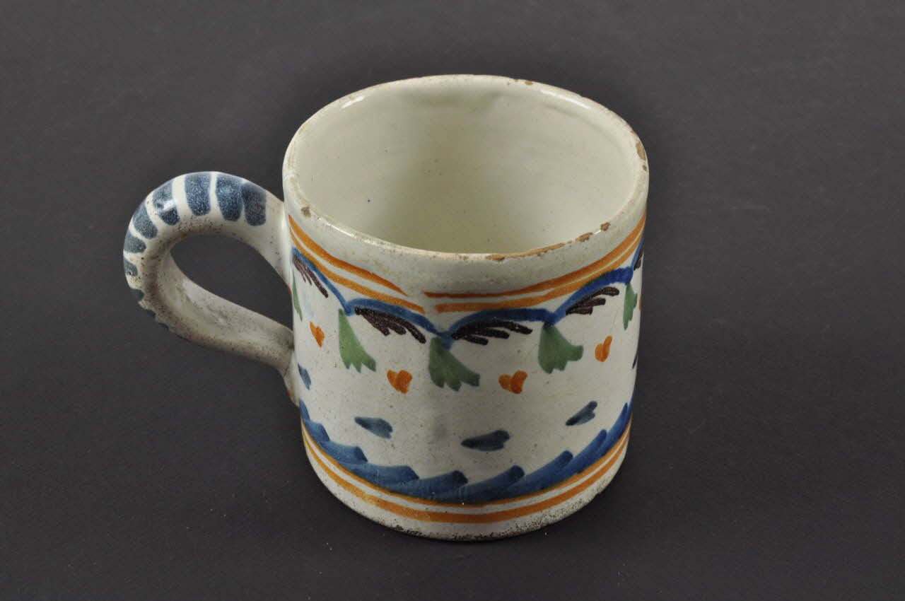 tasse Centre, France 1875 1960.98.3 Photo Mucem