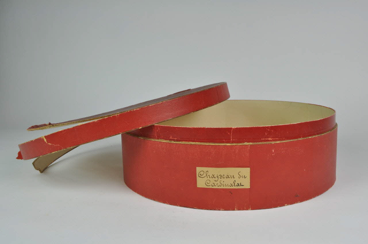 CARTON A CHAPEAU 1940-1970 1976.32.17.1-2 Photo Mucem