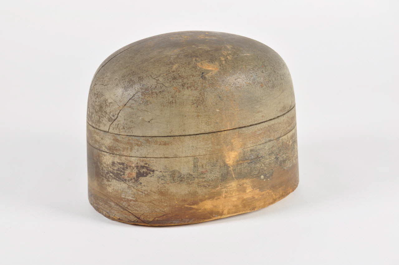 FORME A CHAPEAUX 1976.50.20 Photo Mucem
