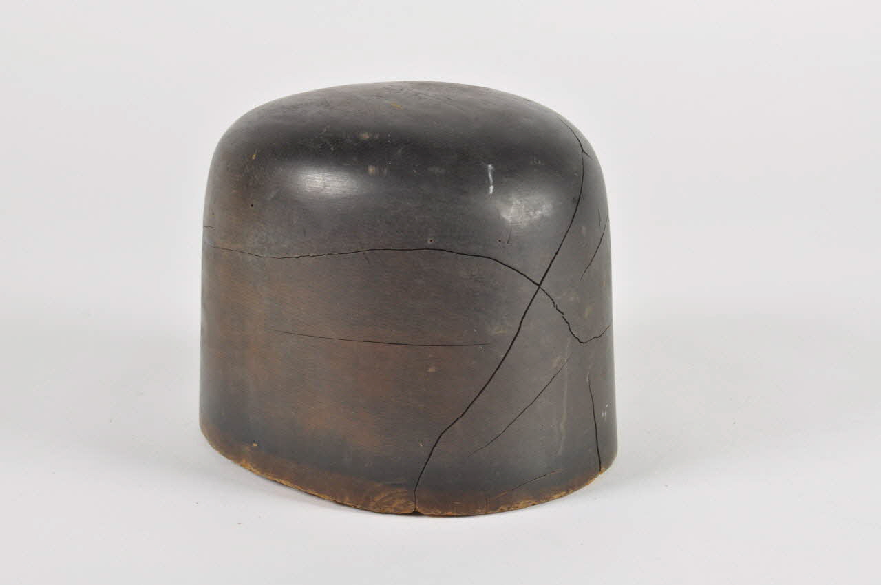 FORME A CHAPEAUX 1976.50.9 Photo Mucem