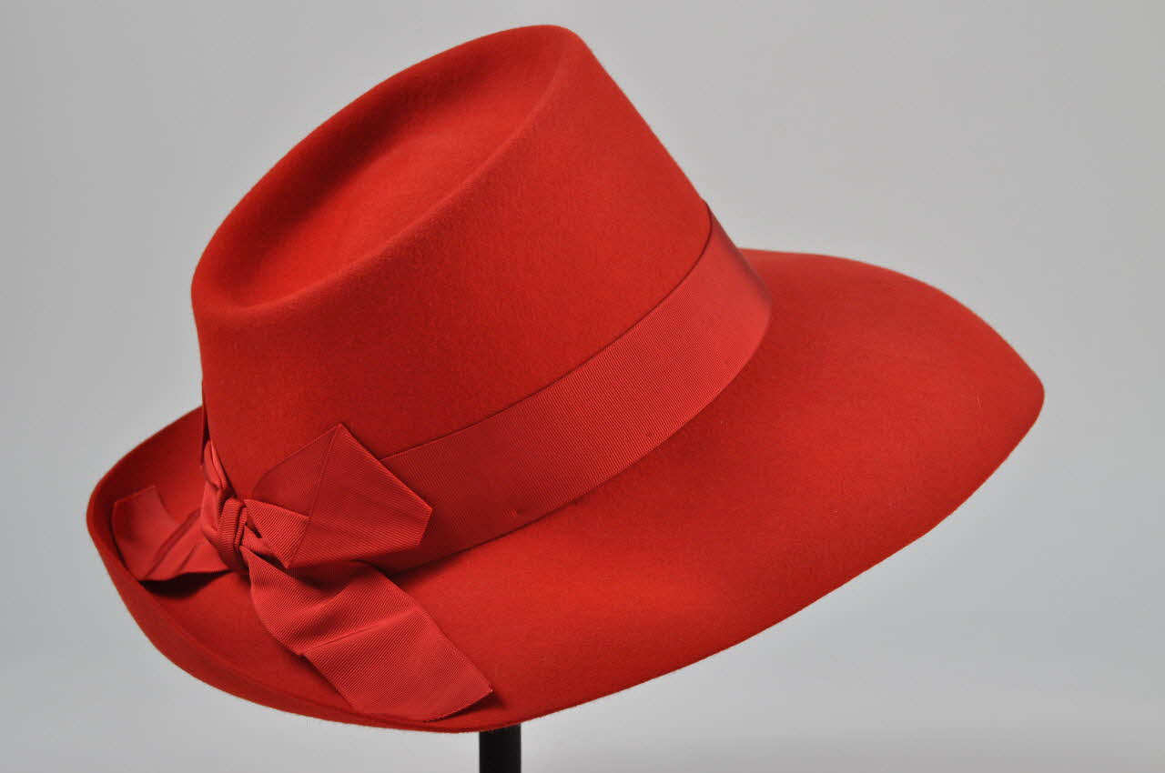 chapeau de femme 1976.51.42 Photo Mucem