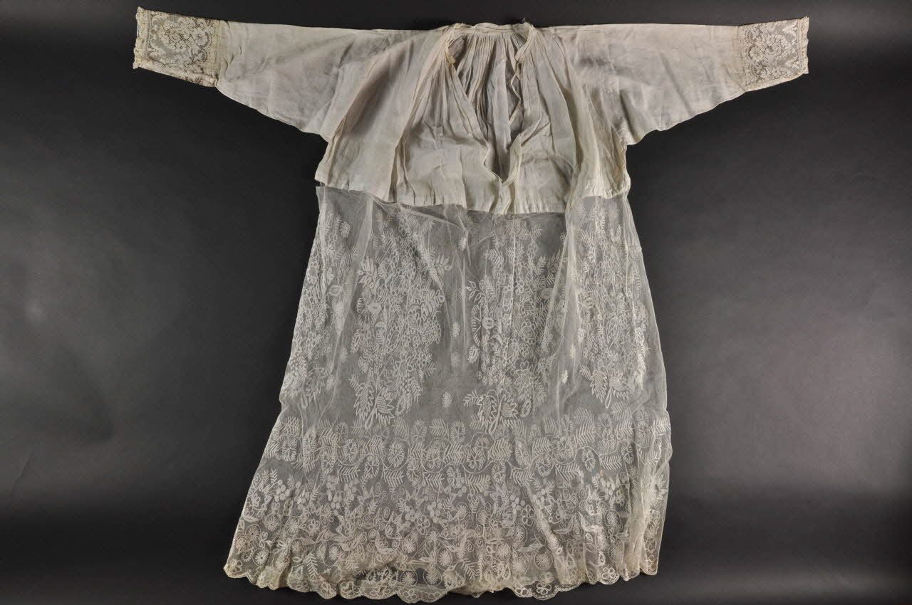 surplis 1976.62.17 Photo Mucem