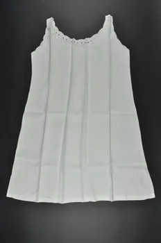 Graux Et Masset Familles chemise de femme Picardie, France 1900 1976.77.1 Photo Mucem