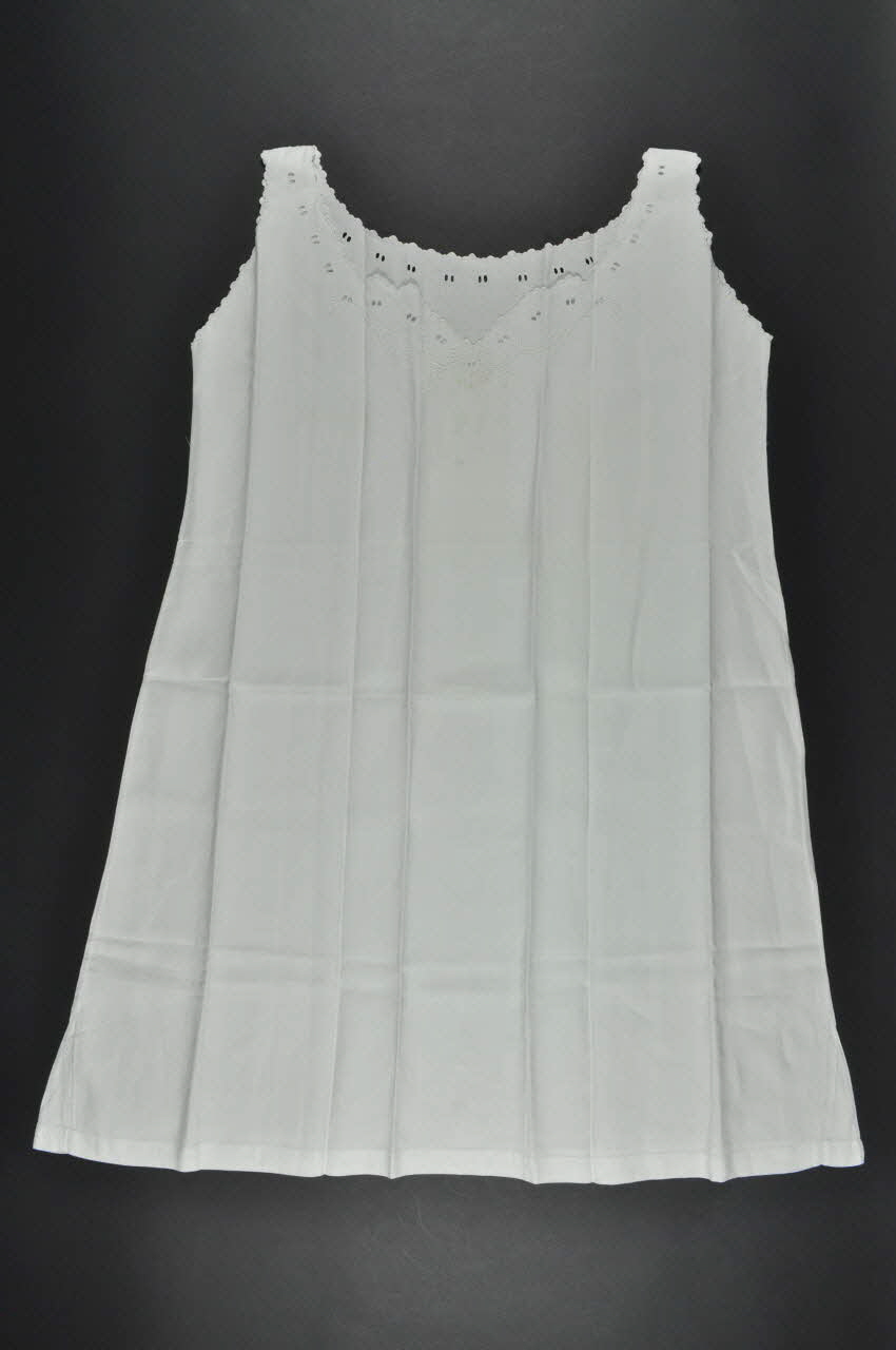 Graux Et Masset Familles chemise de femme Picardie, France 1900 1976.77.2 Photo Mucem