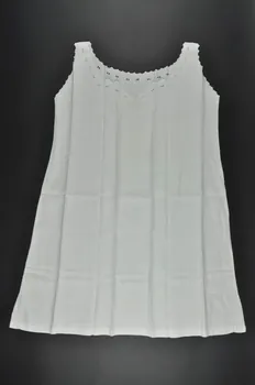 Graux Et Masset Familles chemise de femme Picardie, France 1900 1976.77.2 Photo Mucem
