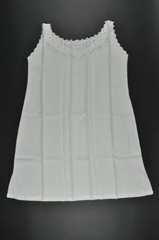 Graux Et Masset Familles chemise de femme Picardie, France 1900 1976.77.4  Photo Mucem