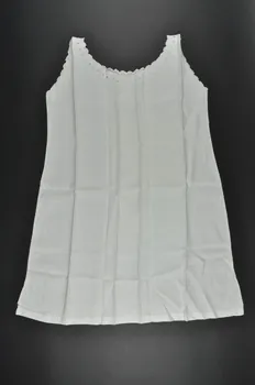 Graux Et Masset Familles chemise de femme Picardie, France 1900 1976.77.6  Photo Mucem