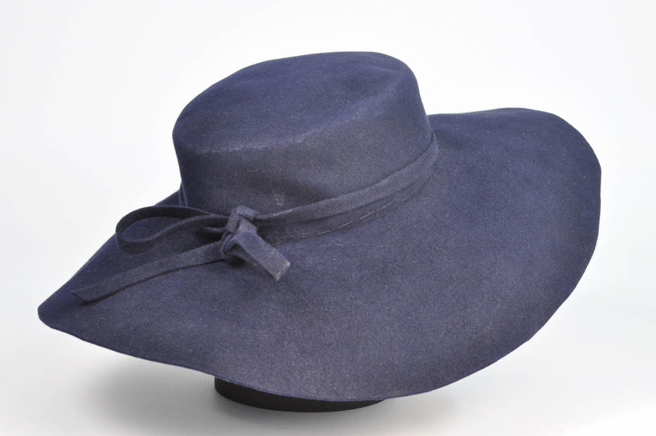 Rousset chapeau Centre, France 1947 1976.82.4 Photo Mucem