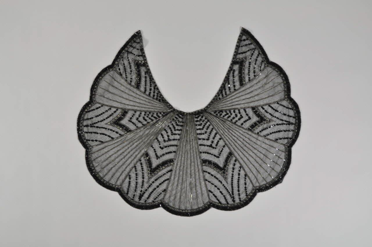 Rousset jabot Centre, France 1925 1976.82.5 Photo Mucem