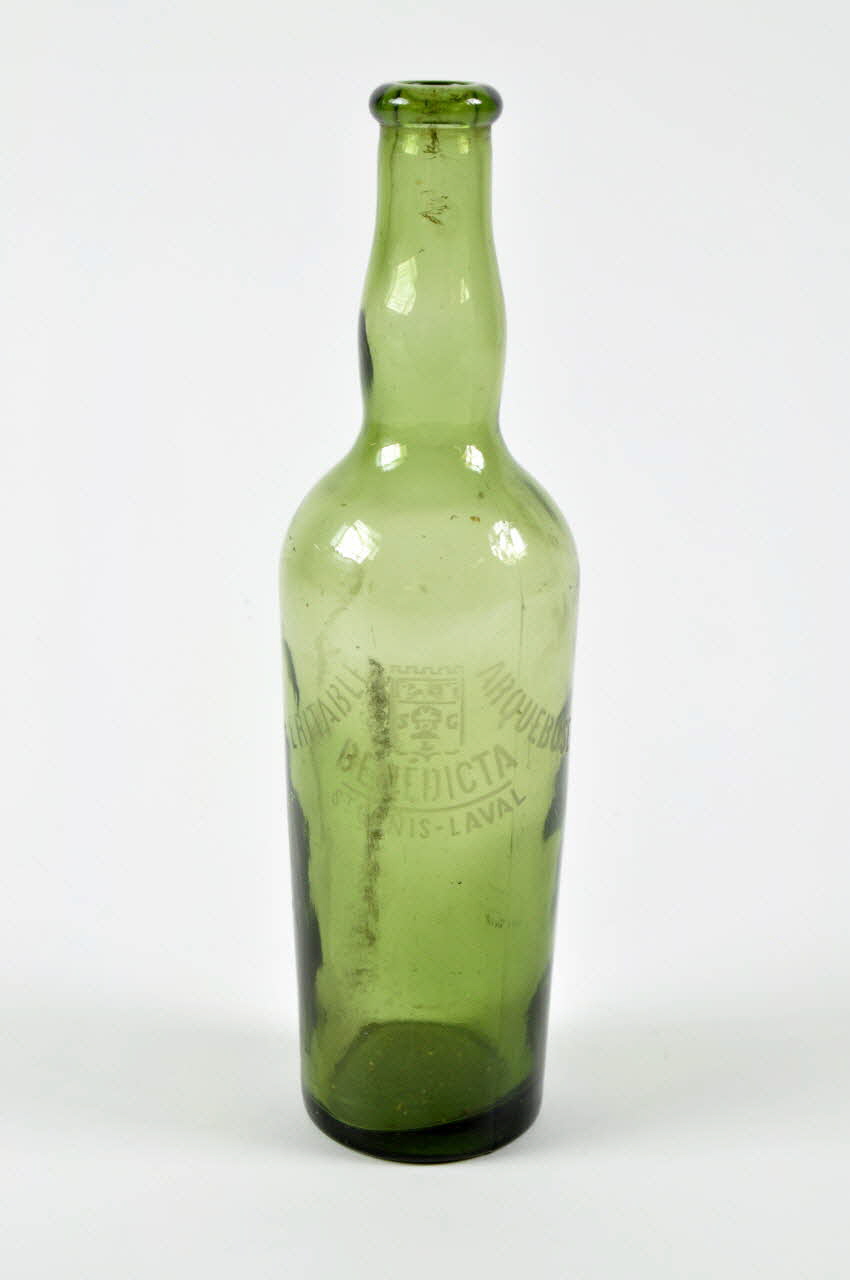 bouteille (objet domestique) 1976.86.177 Photo Mucem