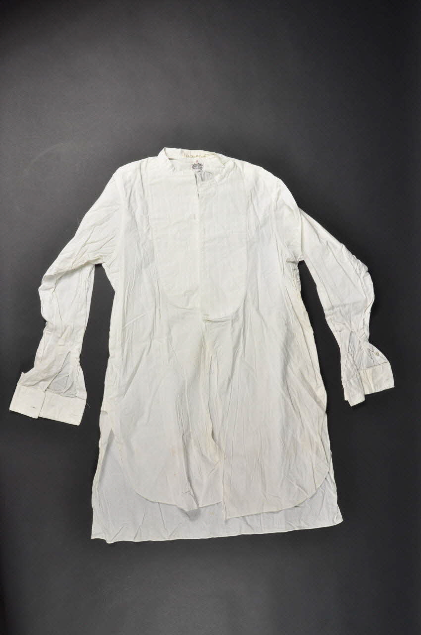 André chemise Île-de-France, France 1900-1914 1976.87.2 Photo Mucem