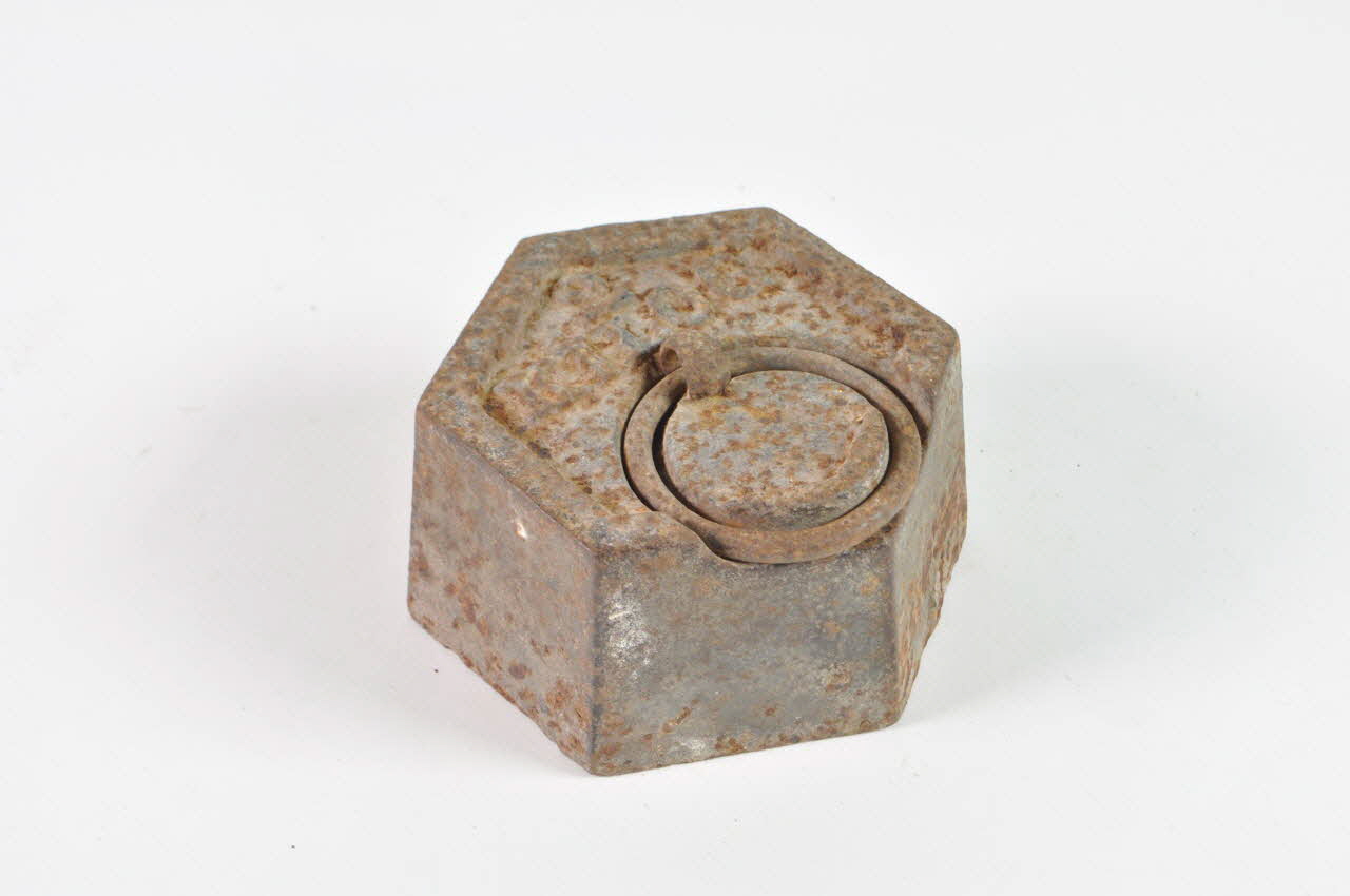 Paul Dupont poids Île-de-France, France 1900 1980.4.13.3 Photo Mucem