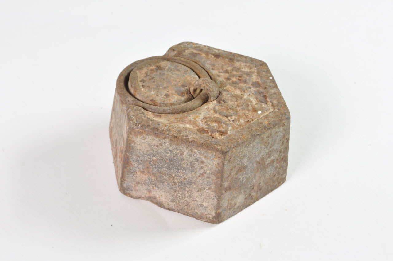 Paul Dupont poids Île-de-France, France 1900 1980.4.13.4 Photo Mucem