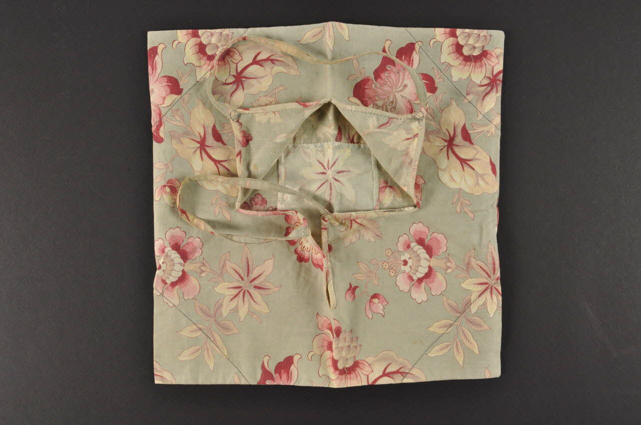 SAC A OUVRAGE 1930-1940 1980.47.48 Photo Mucem