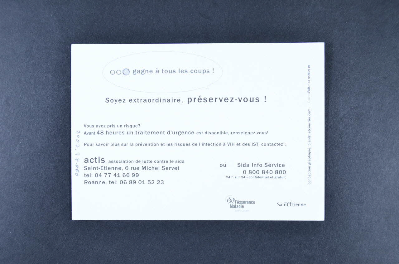 Association Actis carte postale "Bons baisers avec capote" France 2007 2007.77.60  Photo Mucem